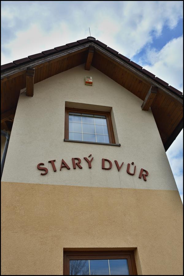 Penzion Starý dvůr Nové Dvory Esterno foto