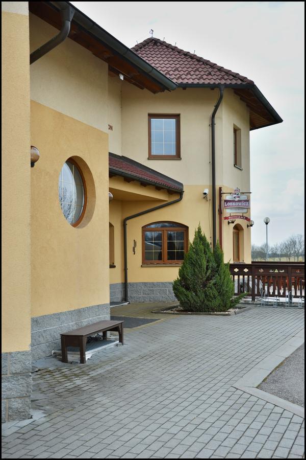 Penzion Starý dvůr Nové Dvory Esterno foto